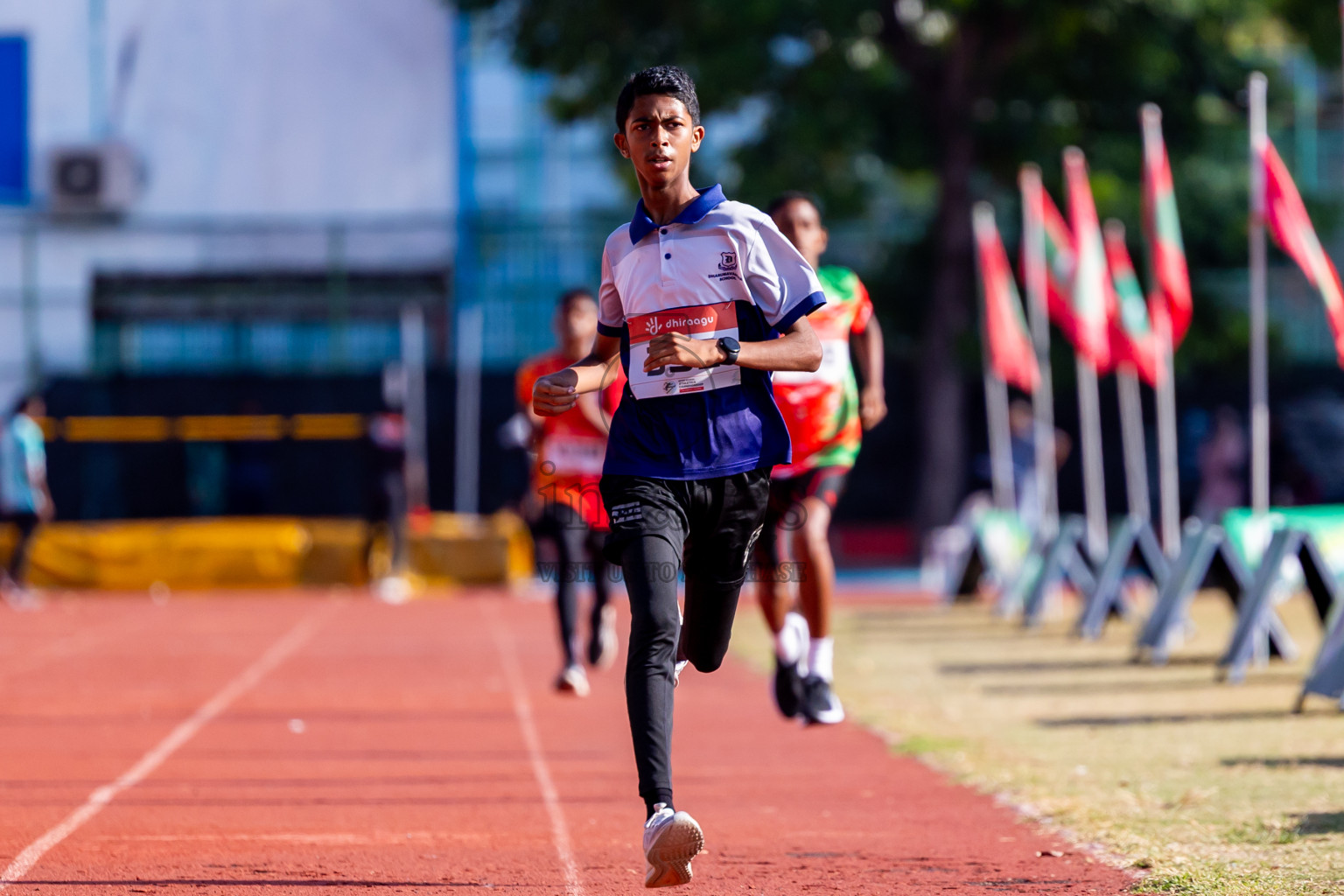 Day 2 of Inter-school Athletics Championship 2025 held in Ekuveni Synthetic Track, Male', Maldives on Tuesday, 07th October 2025. Photos by: Nausham Waheed / Images.mv