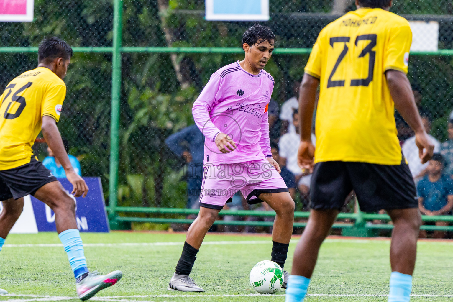 Milaidhoo vs Four Seasons in Day 2 of Resort League 2025 (Baa Zone) was held on Thursday, 10th July 2025 in Avani+ Fares Maldives Resort, Baa Atoll, Maldives. Photos: Nausham Waheed / images.mv