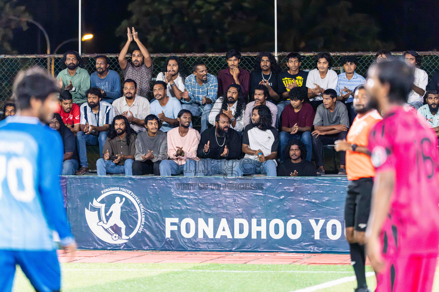 Goalhians VS Foemathi in Day 4 - Fonadhoo Youth Futsal Challenge 2025 held in Fonadhoo Futsal Stadium, L. Fonadhoo, Maldives on Wednesday, 29th October 2025 Photos: Arif Rasheed / images.mv