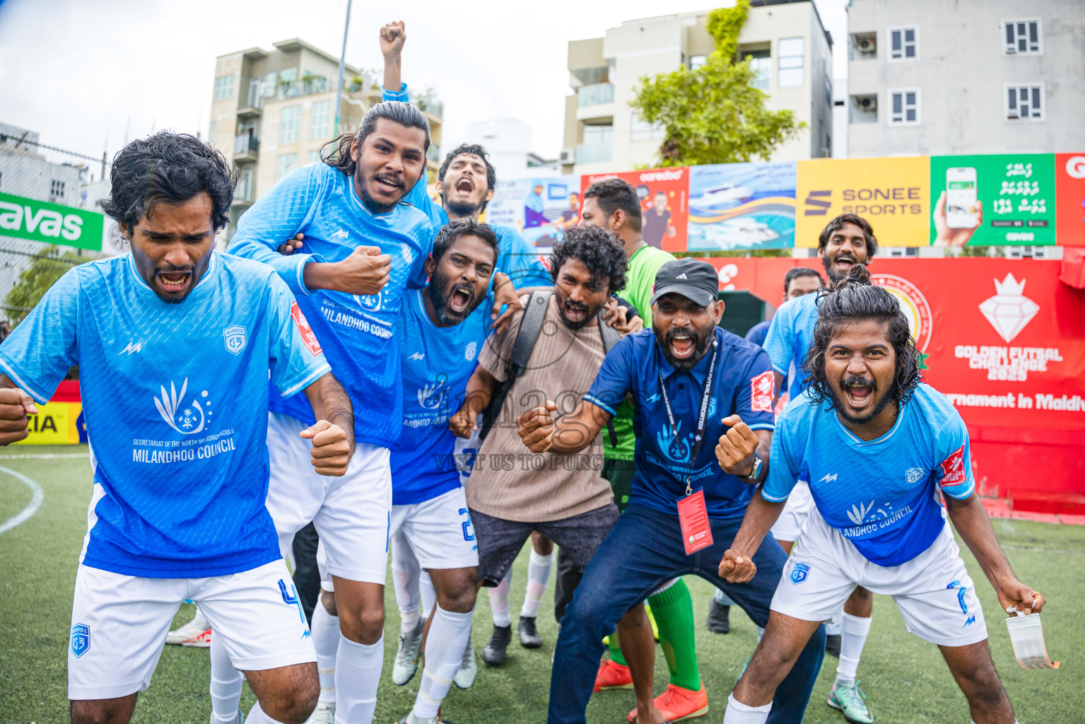 Sh Kanditheemu vs Sh Milandhoo in Day 21 of Golden Futsal Challenge 2025 was held on Saturday , 25th January 2025, in Hulhumale', Maldives.
Photos: Ismail Thoriq / images.mv