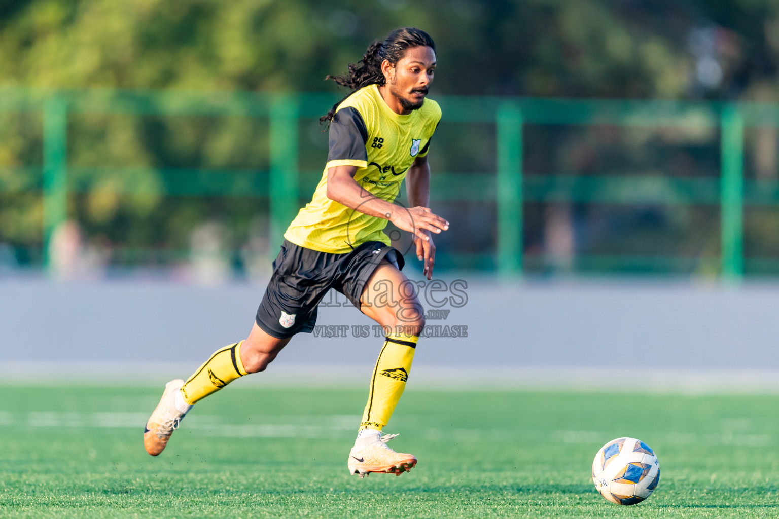 Kanmathi Juniors vs JT Sports from Manadhoo Council Cup 2024 in N Manadhoo Maldives on Wednesday, 21st February 2023. Photos: Nausham Waheed / images.mv