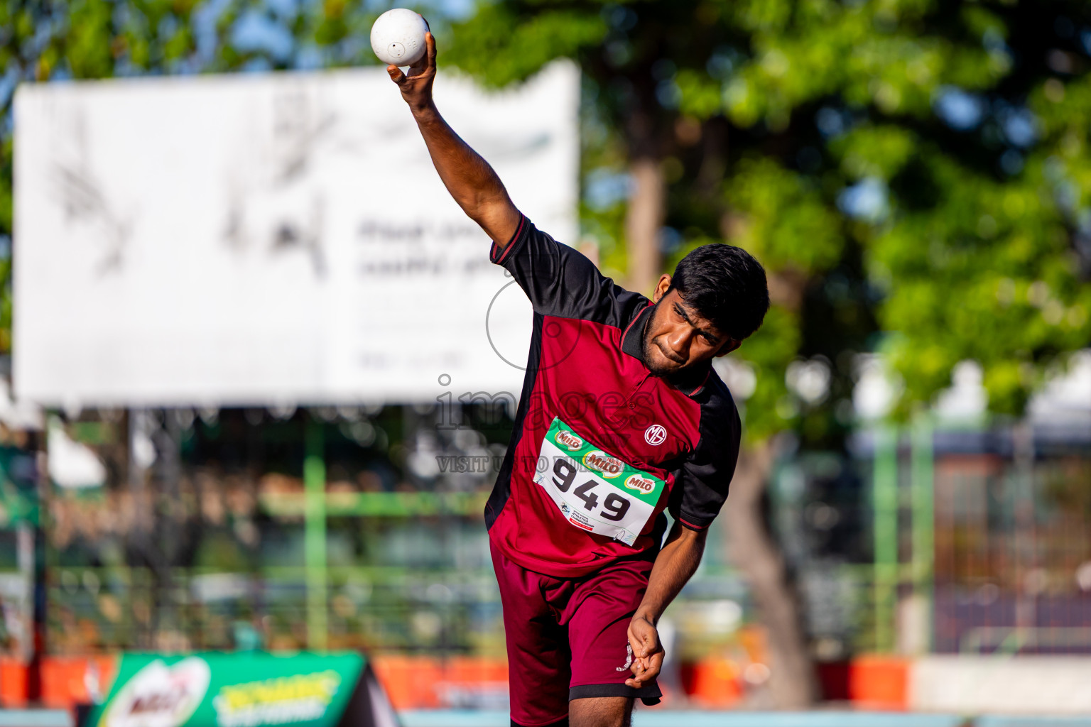 Day 1 of Inter-school Athletics Championship 2025 held in Ekuveni Synthetic Track, Male', Maldives on Monday, 06th October 2025. Photos by: Nausham Waheed / Images.mv