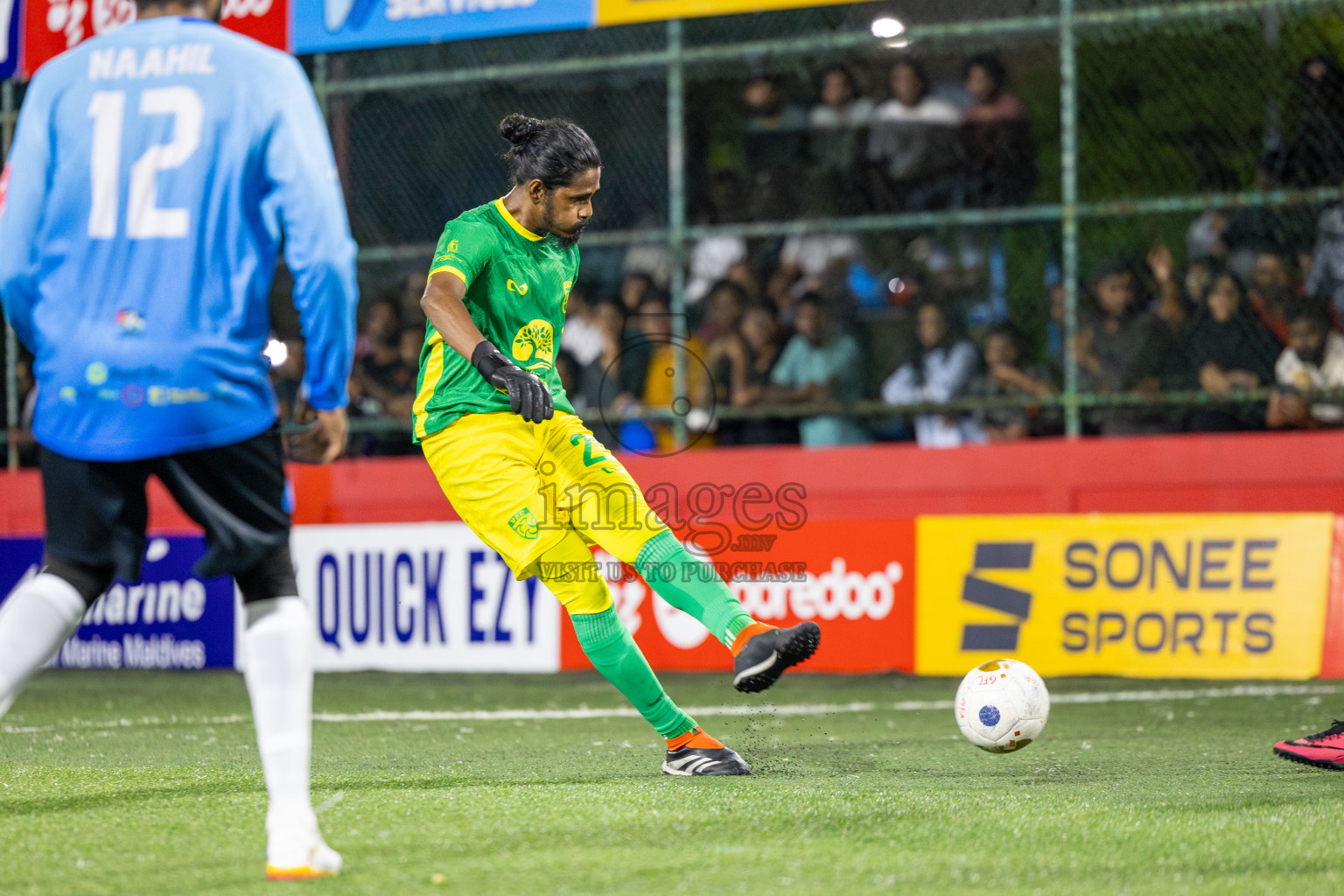 GDh. Fiyoaree VS GDh. Vaadhoo in Day 7 of Golden Futsal Challenge 2025 was held on Saturday, 11th January 2025, in Hulhumale', Maldives Photos: Hassan Simah / images.mv