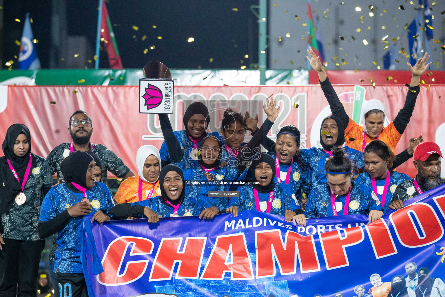 orts Limited vs WAMCO - in the Finals 18/30 Women's Futsal Fiesta 2021 held in Hulhumale, Maldives on 18 December 2021. Photos by Shuu Abdul Sattar