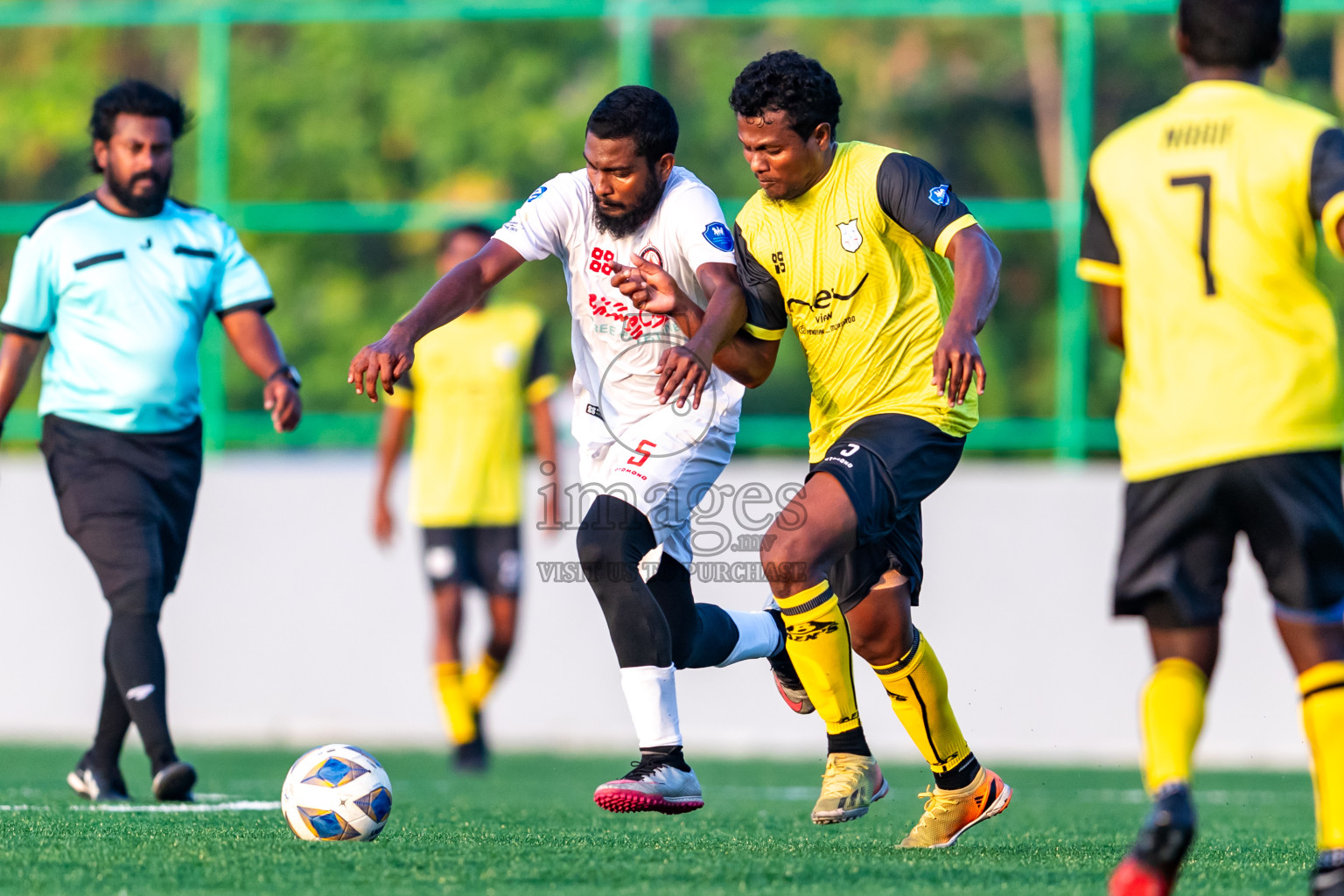 Kanmathi Juniors vs Furious SC from Manadhoo Council Cup 2024 in N Manadhoo Maldives on Monday, 19th February 2023. Photos: Nausham Waheed / images.mv