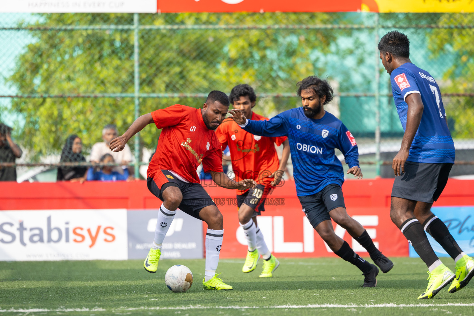 K Gaafaru vs K Himmafushi in Day 15 of Golden Futsal Challenge 2025 was held on Sunday, 19th January 2025, in Hulhumale', Maldives. Photos: Mohamed Mahfooz Moosa / images.mv
