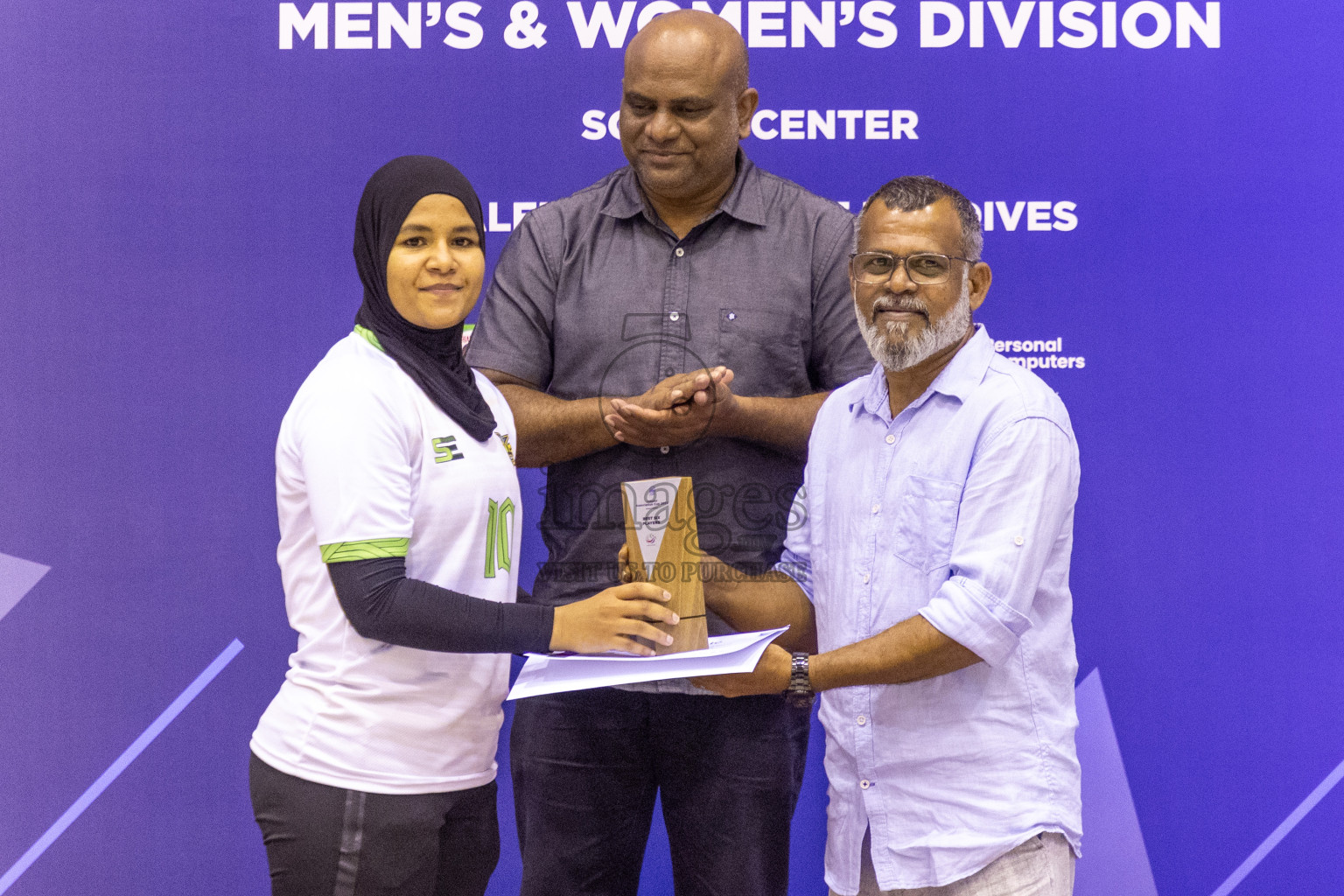 Final of Women's Division of Volleyball Association Cup 2023 held in Male', Maldives on Monday, 25th December 2023 at Social Center Indoor Hall Photos By: Nausham Waheed /images.mv