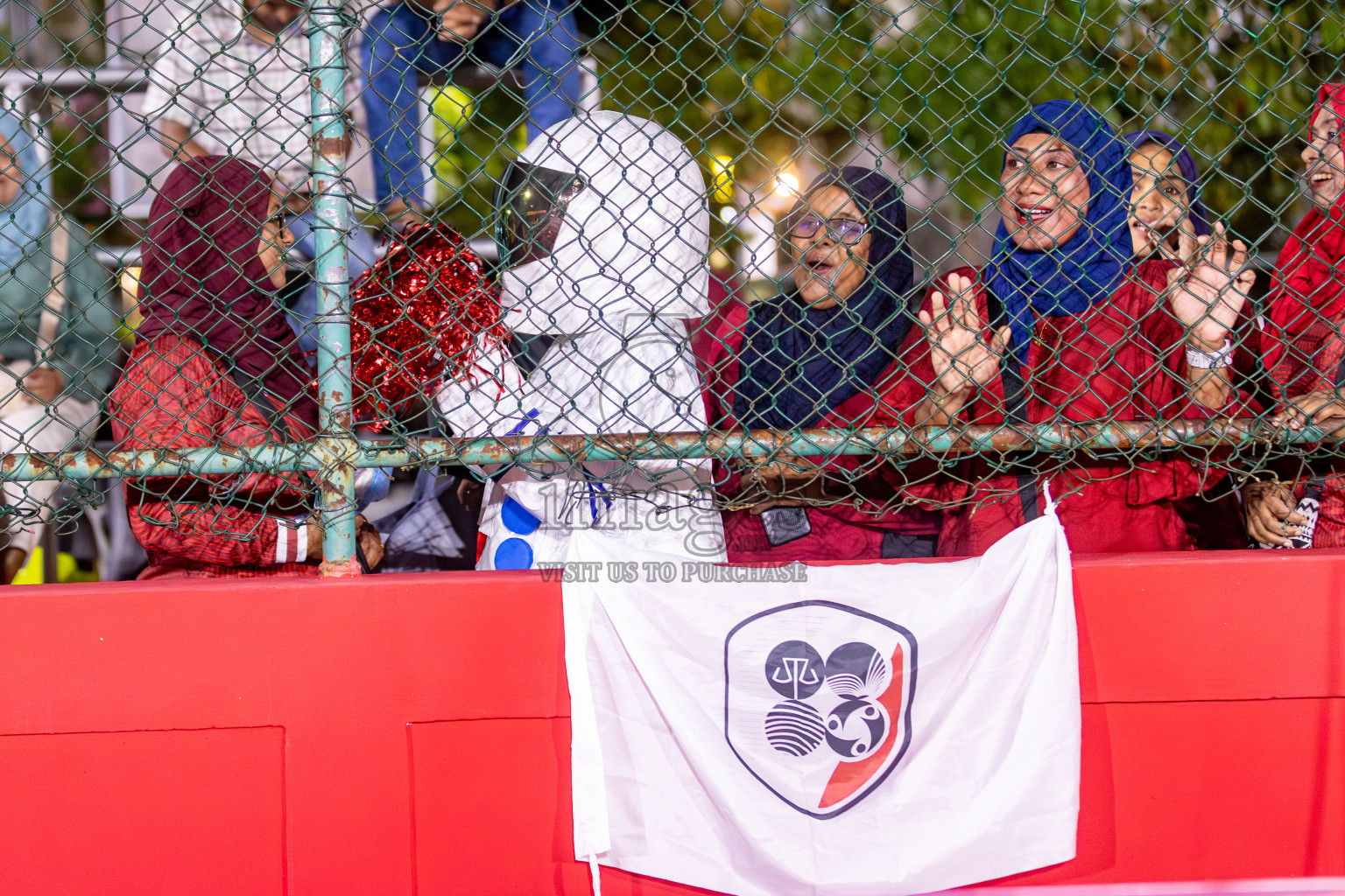 CLUB 220 vs HPSN in the Quarter Finals of Club Maldives Classic 2024 held in Rehendi Futsal Ground, Hulhumale', Maldives on Tuesday, 17th September 2024. 
Photos: Hassan Simah / images.mv