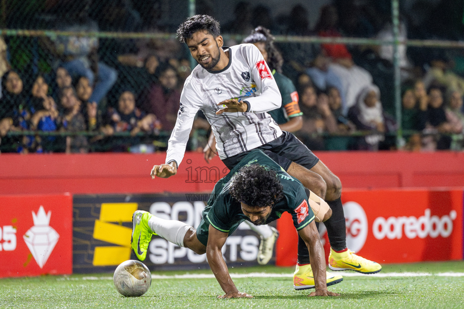N Miladhoo vs Sh Milandhoo in zone round on Day 29 of Golden Futsal Challenge 2025 was held on Sunday , 2nd February 2025, in Hulhumale', Maldives. Photos: Shuu Abdul Sattar / images.mv