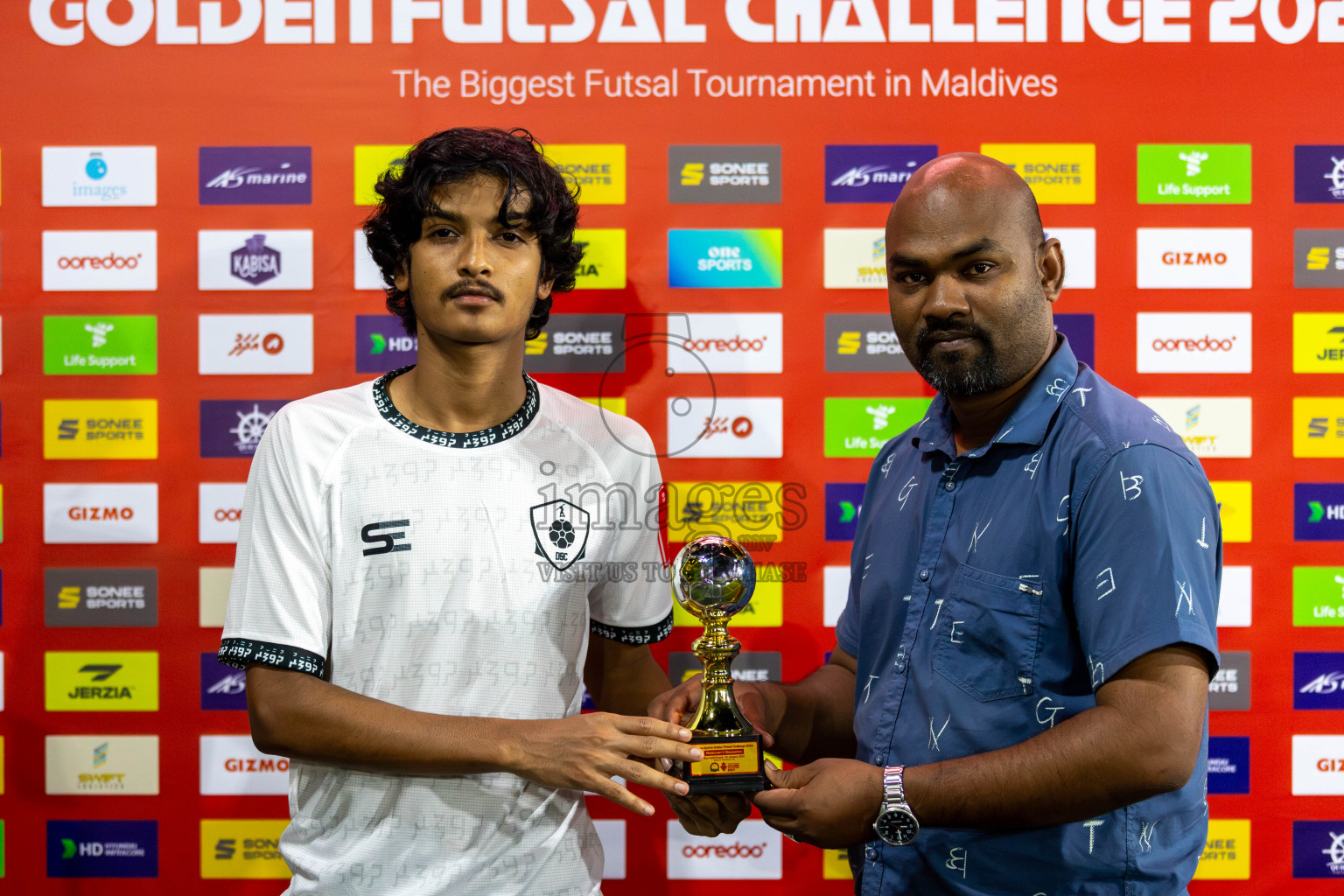 R Maduvvari vs R Dhuvaafaru in Day 5 of Golden Futsal Challenge 2024 was held on Friday, 19th January 2024, in Hulhumale', Maldives Photos: Mohamed Mahfooz Moosa / images.mv