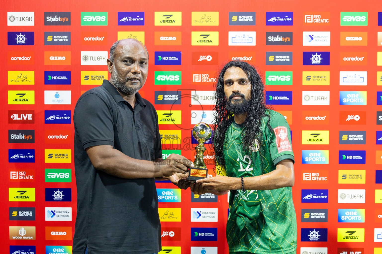 R Rasgetheemu vs R Maduvvari in Day 14 of Golden Futsal Challenge 2025 was held on Saturday, 18th January 2025, in Hulhumale', Maldives. Photos: Ismail Thoriq / images.mv