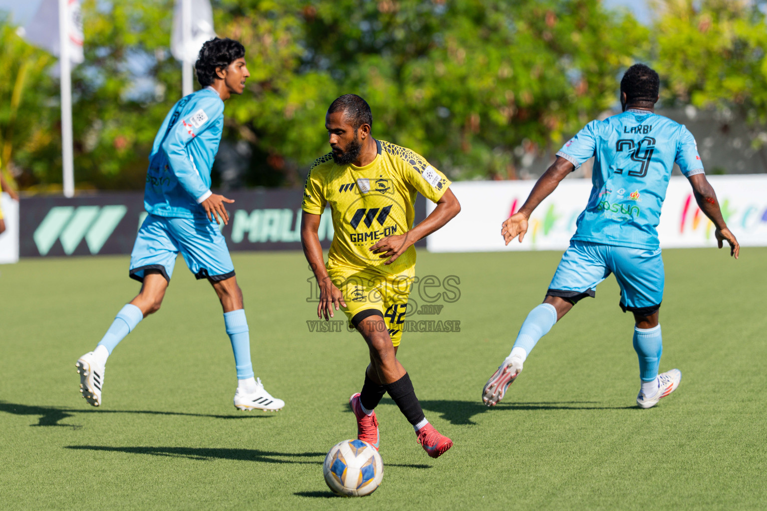 Final Match Irumathi Sports VS Velaa Sports Club in Day 9 of Eydhafushi Cup 2025 held in Eydhafushi Football Stadium at B. Eydhafushi, Maldives on Monday, 15th September 2025. Photos: Arif Rasheed / images.mv
