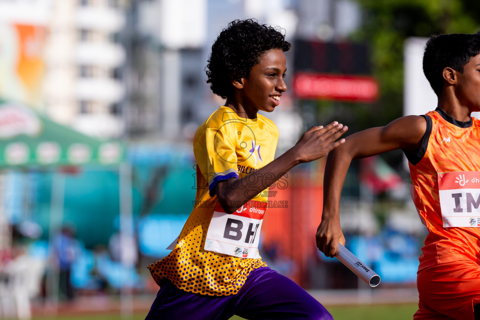 Day 6 of Inter-school Athletics Championship 2025 held in Ekuveni Synthetic Track, Male', Maldives on Sunday, 12th October 2025. Photos by: Nausham Waheed / Images.mv