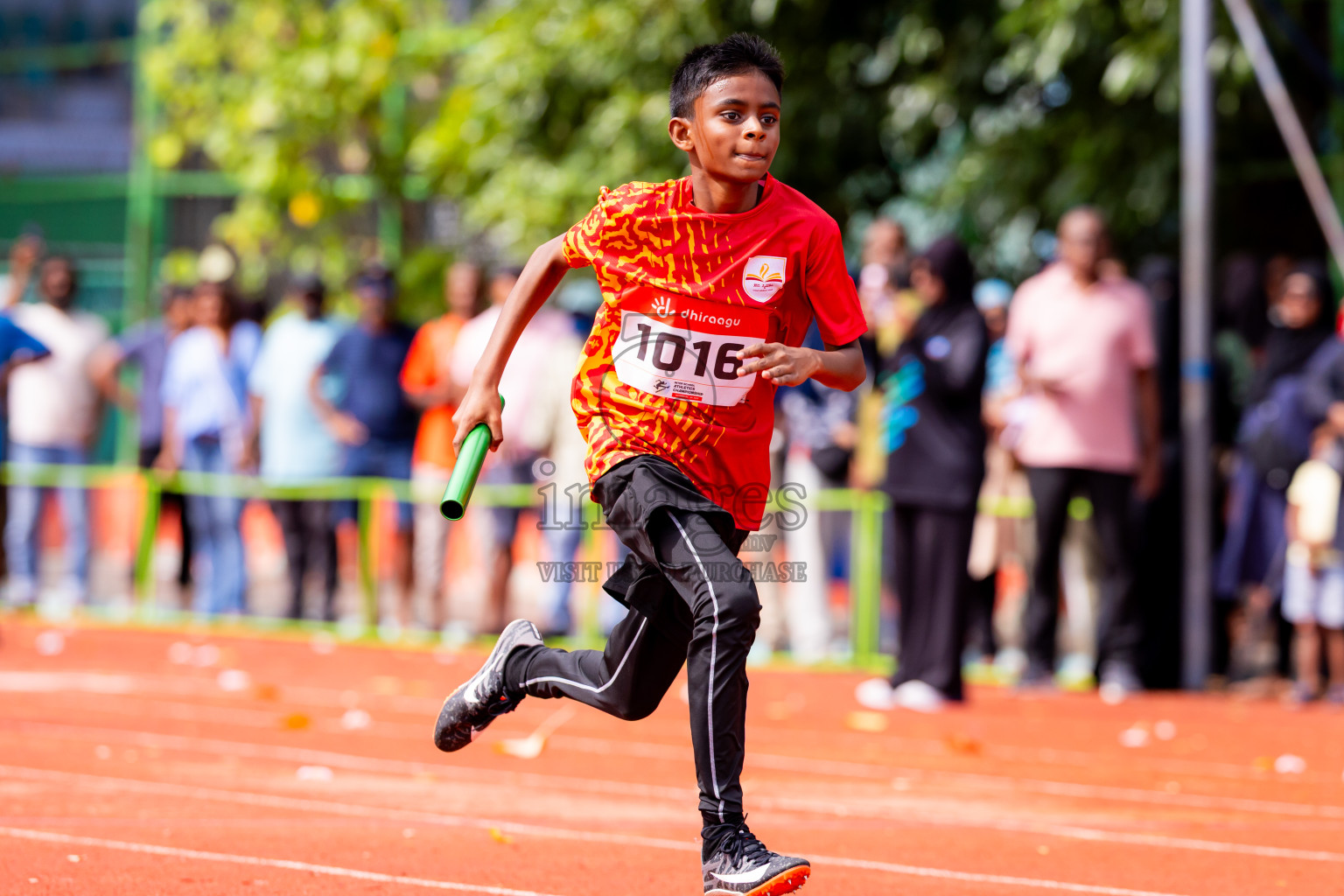Day 6 of Inter-school Athletics Championship 2025 held in Ekuveni Synthetic Track, Male', Maldives on Sunday, 12th October 2025. Photos by: Nausham Waheed / Images.mv