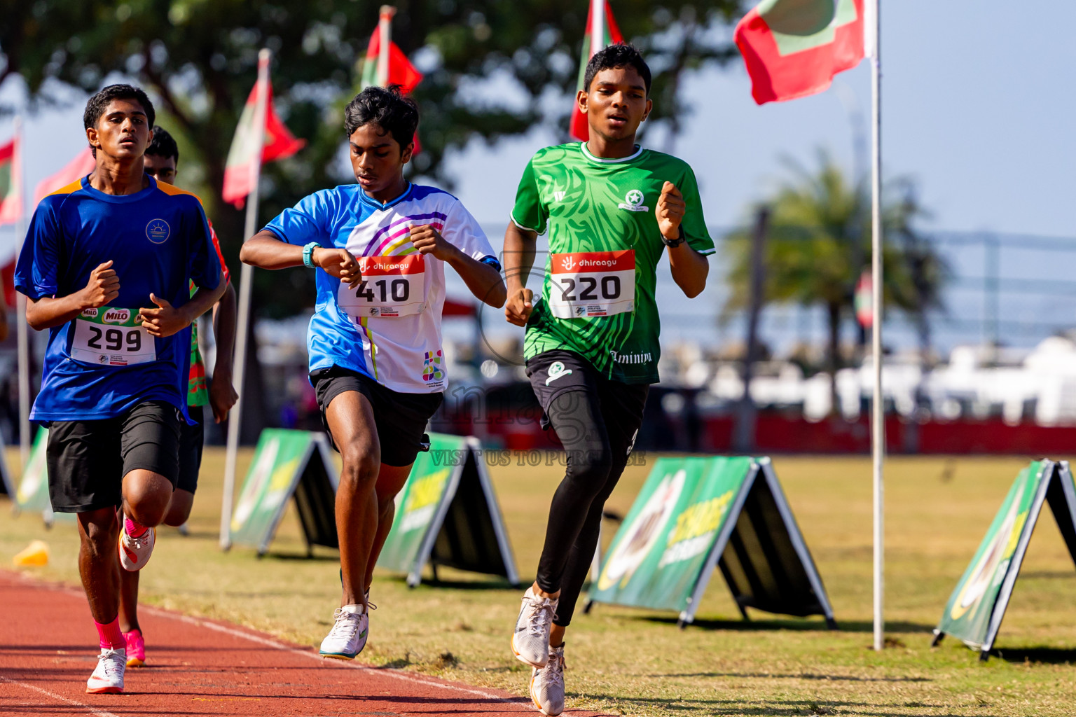 Day 3 of Inter-school Athletics Championship 2025 held in Ekuveni Synthetic Track, Male', Maldives on Wednesday, 08th October 2025. Photos by: Nausham Waheed / Images.mv