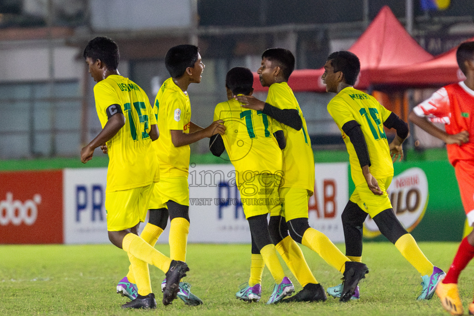 Maziya vs Hurriya (U12) in Day 4 of Dhivehi Youth League 2024 held at Henveiru Stadium on Thursday, 28th November 2024. Photos: Shuu Abdul Sattar/ Images.mv