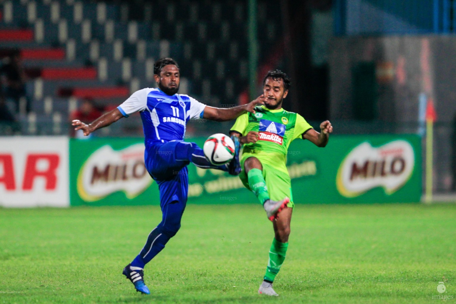 Football Association of Maldives Charity Shield match between New Radiant Sports Club and Maziya Sports and Recreation Cub in Male', Maldives, Tuesday, April. 05, 2016.(Images.mv Photo/ Hussain Sinan).