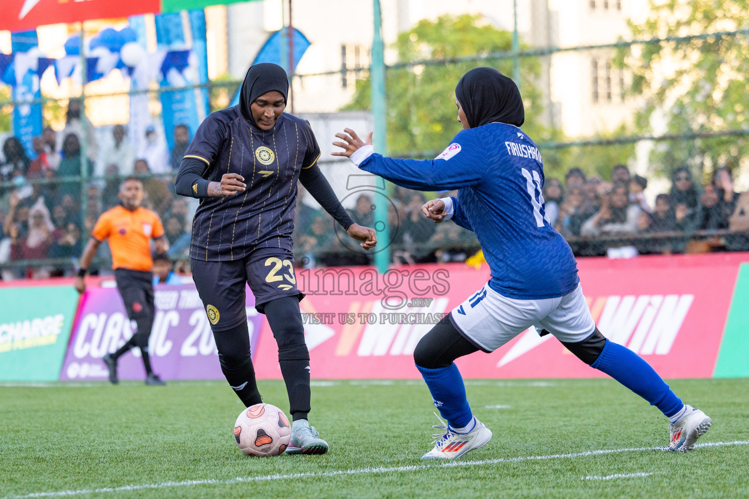 Prison Club vs Team MACL in Eighteen Thirty Classic of Club Maldives 2025 was held in Rehendhi Futsal Ground, Hulhumale', Maldives on Tuesday, 16th September 2025. Photos: Mohamed Mahfooz Moosa / images.mv