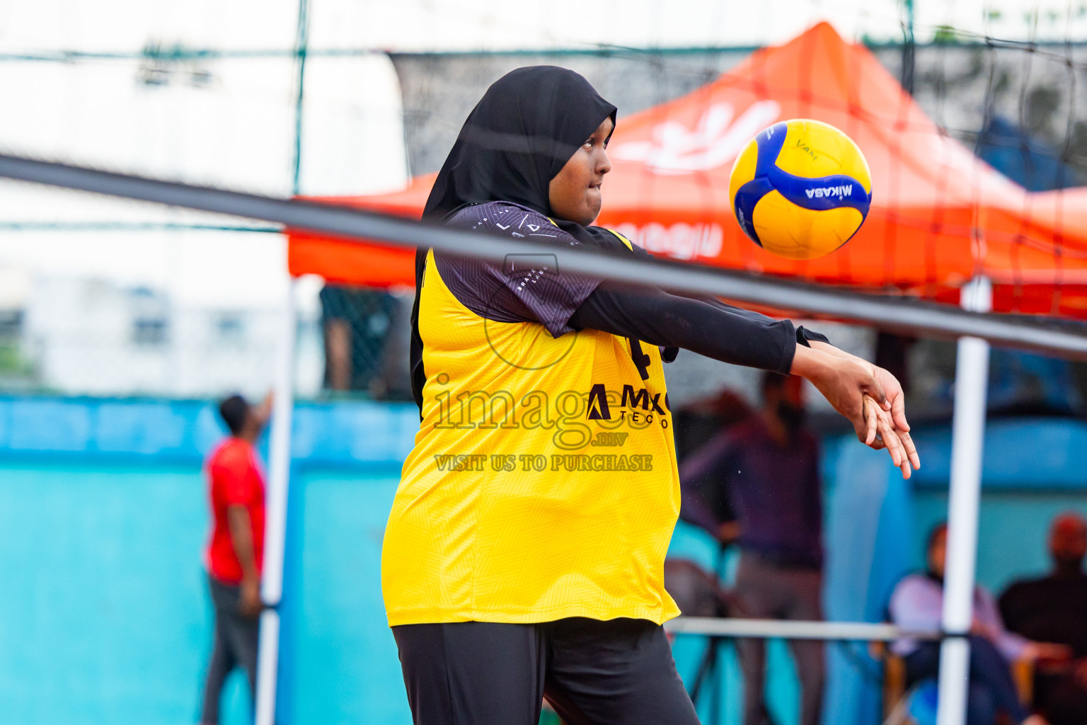 Day 2 of Interschool Volleyball Tournament 2024 was held in Ekuveni Volleyball Court at Male', Maldives on Sunday, 24th November 2024. Photos: Nausham Waheed / images.mv