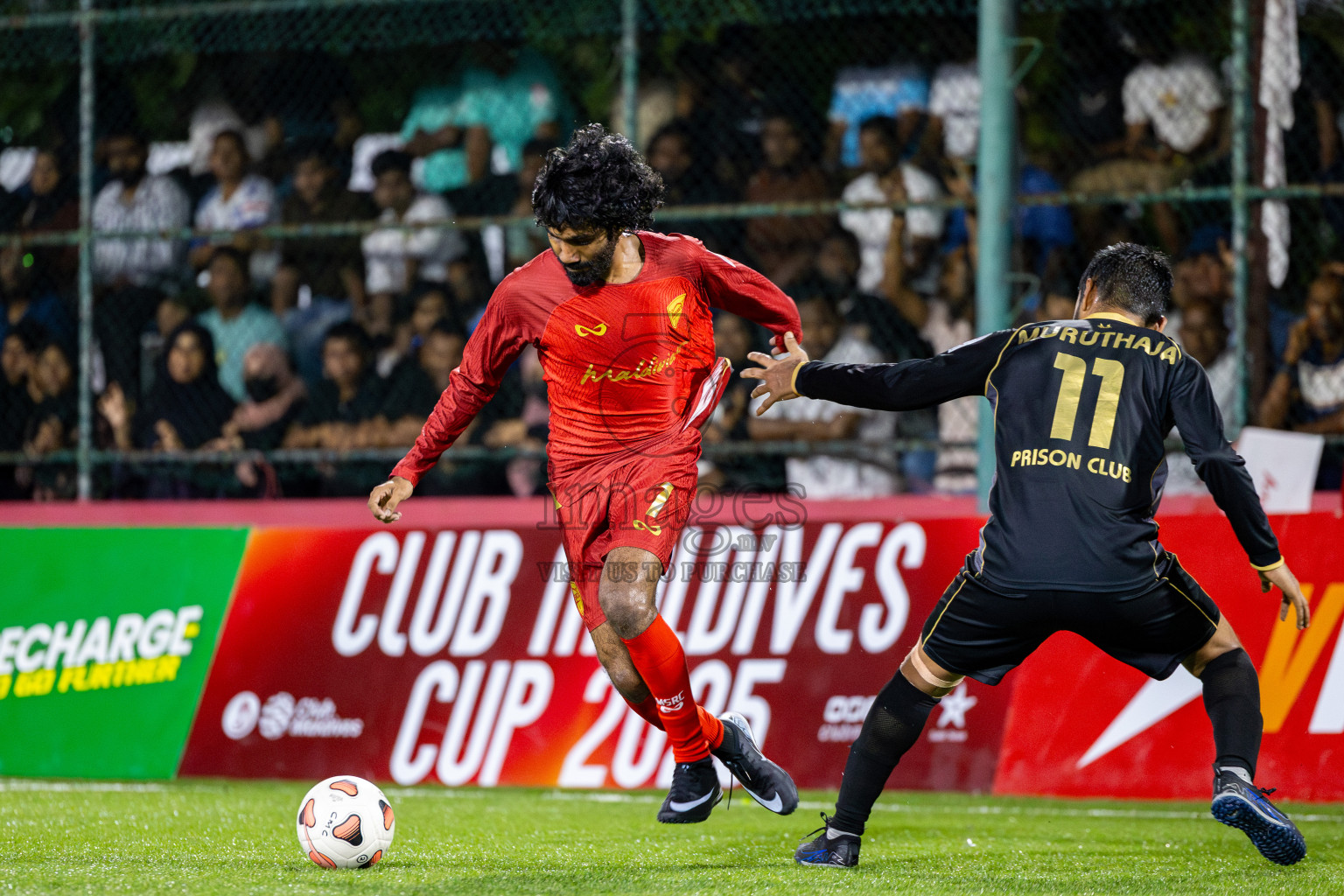 Maldivian (MSRC) vs Prison Club in Day 5 of Club Maldives Cup 2025 was held in Rehendhi Futsal Ground, Hulhumale', Maldives on Friday, 3rd October 2025.
Photos: Ismail Thoriq / images.mv