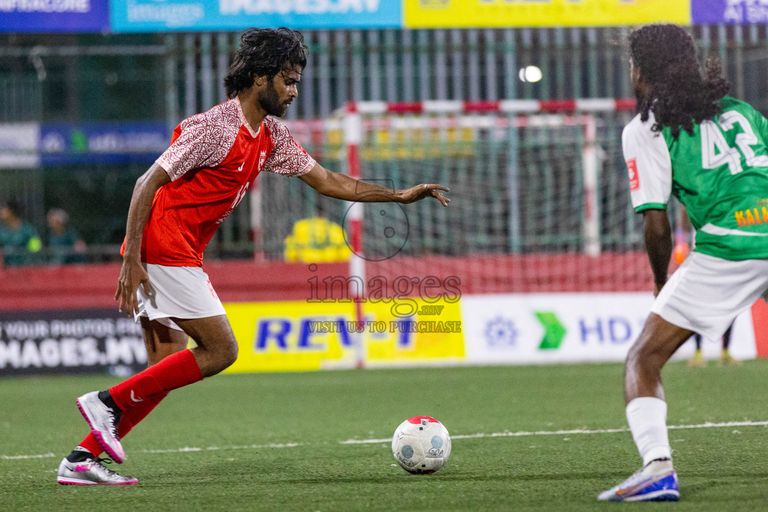 L Maavah vs L Kalaidhoo in Day 3 of Golden Futsal Challenge 2024 was held on Wednesday, 17th January 2024, in Hulhumale', Maldives
Photos: Ismail Thoriq / images.mv