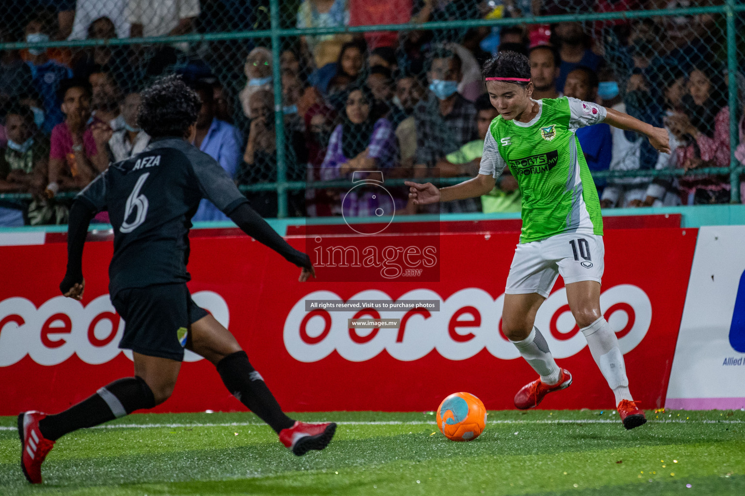 Club WAMCO vs DSC in the Semi Finals of 18/30 Women's Futsal Fiesta 2021 held in Hulhumale, Maldives on 14th December 2021. Photos: Ismail Thoriq / images.mv