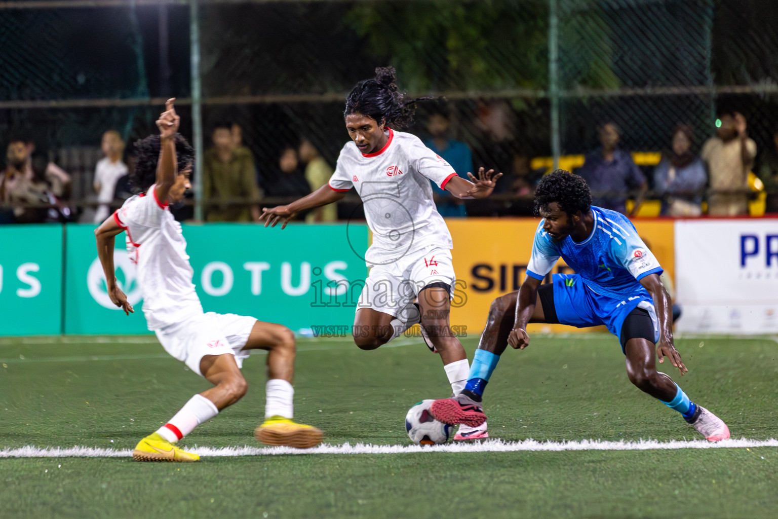 Club Fen vs Club Aasandha in Club Maldives Cup 2024 held in Rehendi Futsal Ground, Hulhumale', Maldives on Friday, 27th September 2024. 
Photos: Hassan Simah / images.mv