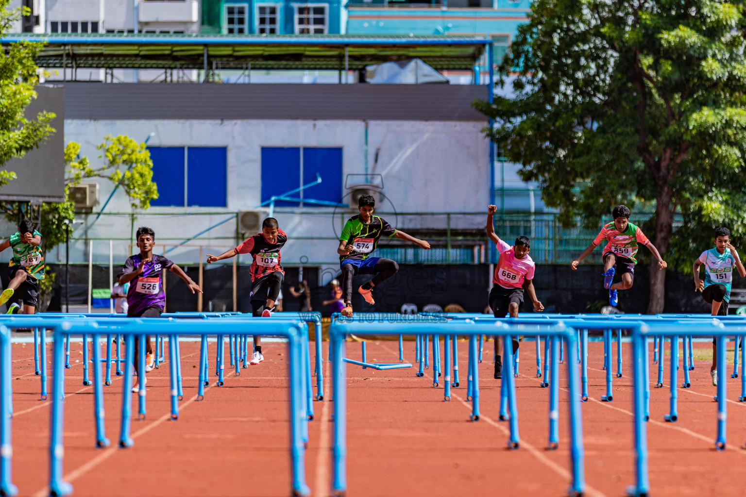 Day 3 of Inter-school Athletics Championship 2025 held in Ekuveni Synthetic Track, Male', Maldives on Wednesday, 08th October 2025. Photos by: Areef Adam / Images.mv