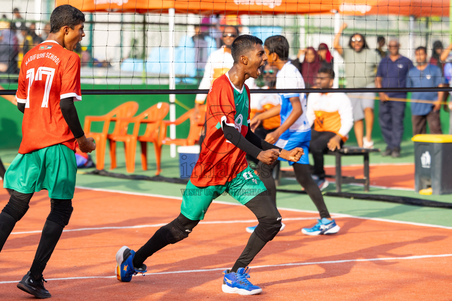 Day 10 of Interschool Volleyball Tournament 2024 was held in Ekuveni Volleyball Court at Male', Maldives on Sunday, 1st December 2024.
Photos: Ismail Thoriq / images.mv