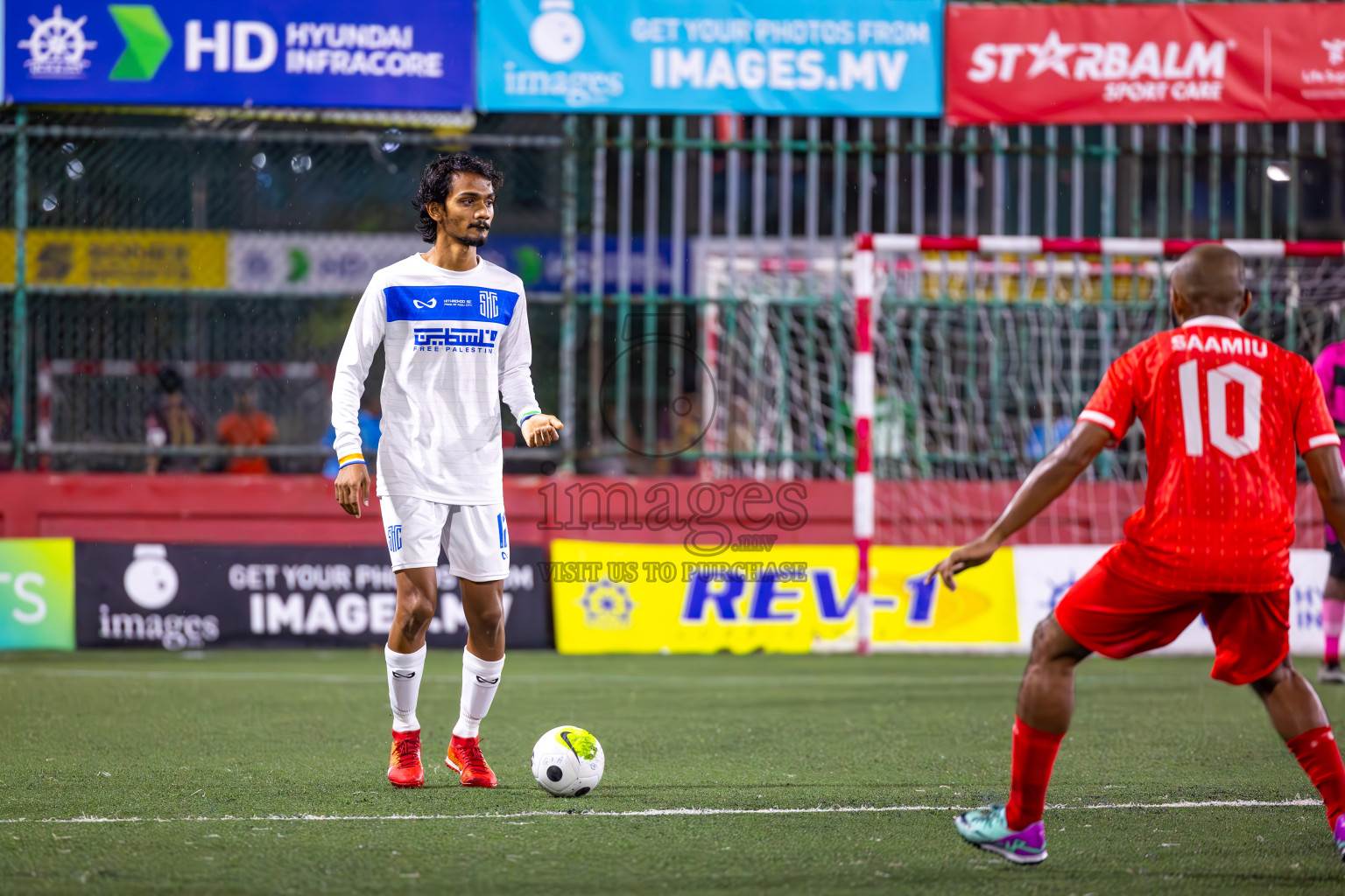 S Feydhoo vs S Hithadhoo in Day 26 of Golden Futsal Challenge 2024 was held on Friday , 9th February 2024 in Hulhumale', Maldives
Photos: Ismail Thoriq / images.mv