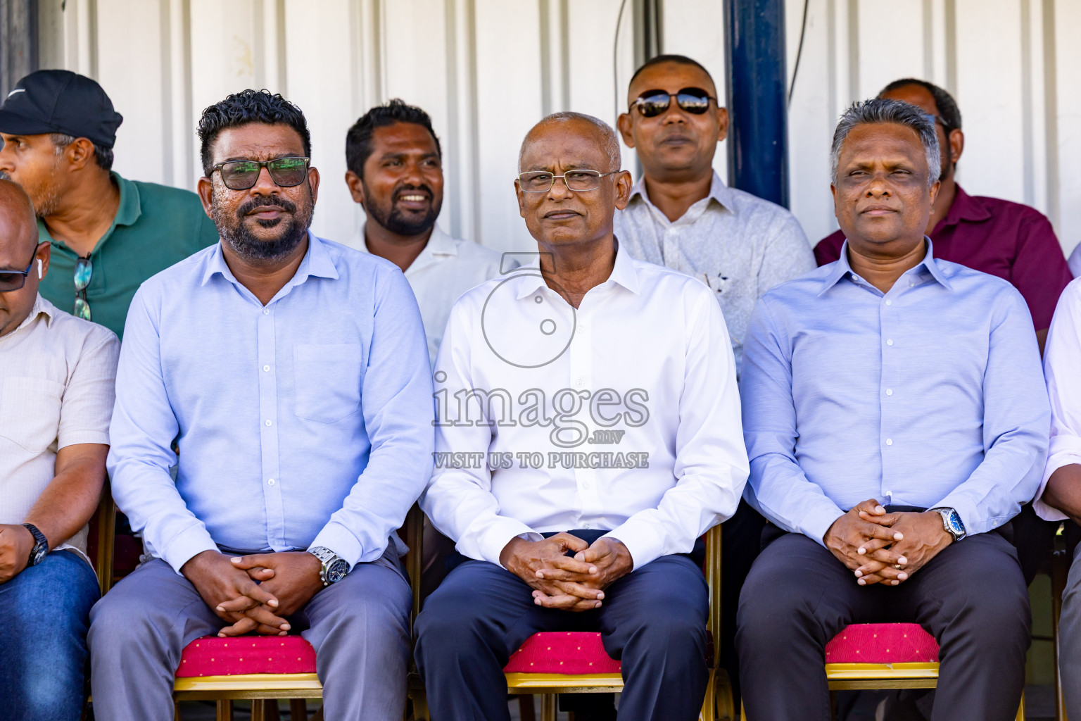 Dhonfanu vs Eydhafushi in Day 1 of Better in Baa Futsal Fiesta 2025 Woman's division held in B. Eydhafushi, Maldives on Wednesday, 5th November 2025. Photos: Nausham Waheed / images.mv