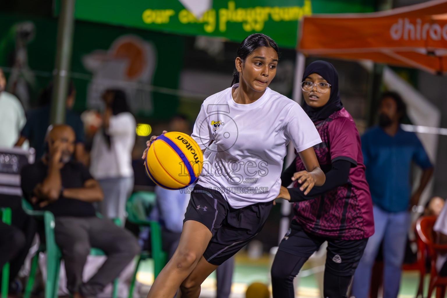 Day 1 of MILO Ramadan 3x3 Challenge 2024 was held in Ekuveni Outdoor Basketball Court at Male', Maldives on Tuesday, 12th March 2024. 
Photos: Ismail Thoriq / images.mv