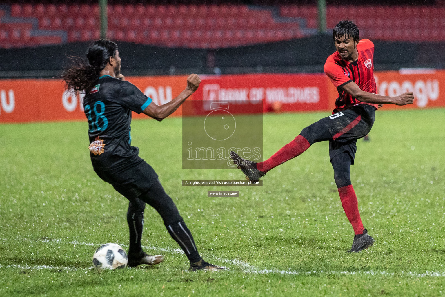 TC Sports Club vs Foakaidhoo FC in Dhiraagu Dhivehi Premier League 2019, in Male' Maldives on 23rd Sep 2019. Photos:Suadh Abdul Sattar / images.mv