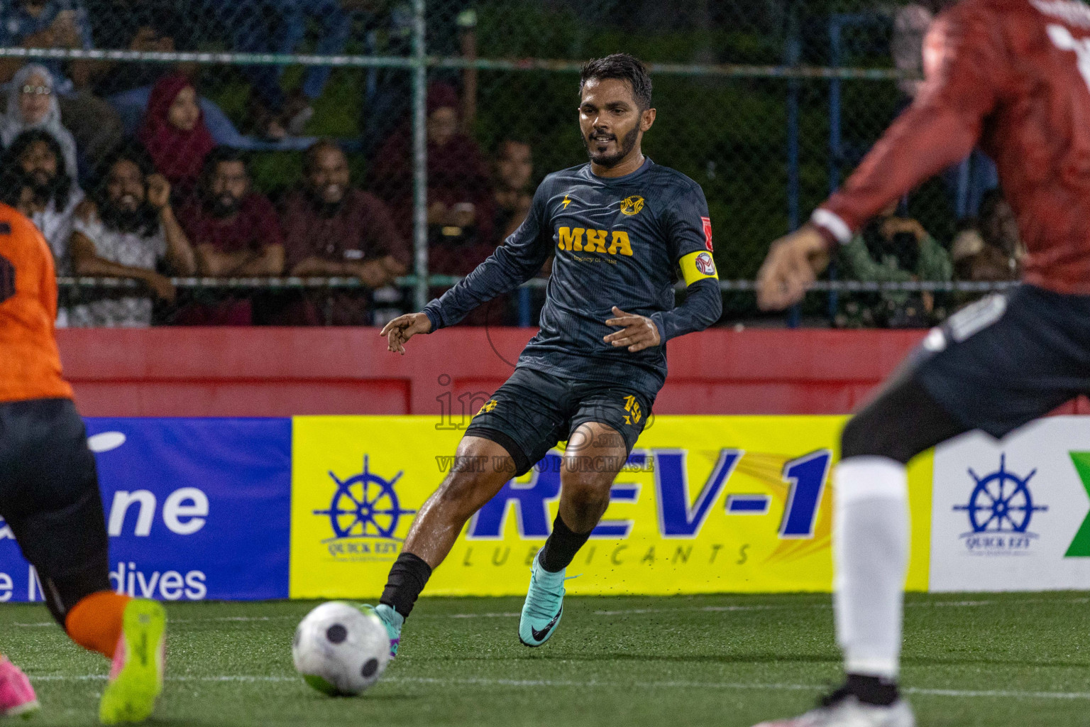 Sh Foakaidhoo vs Sh Maroshi in Day 5 of Golden Futsal Challenge 2024 was held on Friday, 19th January 2024, in Hulhumale', Maldives Photos: Nausham Waheed / images.mv