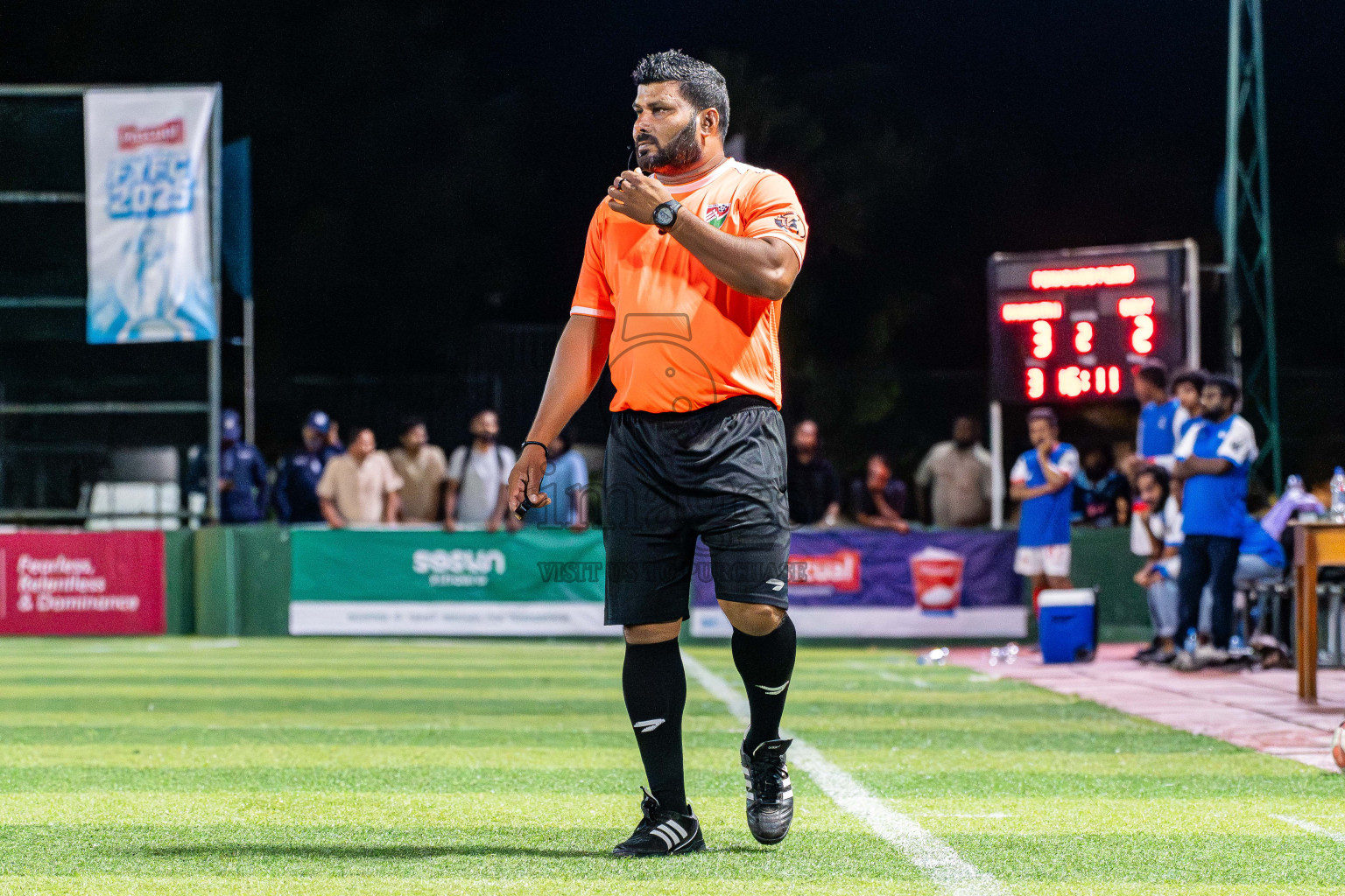 Kanmathi SC VS BEST in Day 4 - Fonadhoo Youth Futsal Challenge 2025 held in Fonadhoo Futsal Stadium, L. Fonadhoo, Maldives on Wednesday, 29th October 2025 Photos: Arif Rasheed / images.mv
