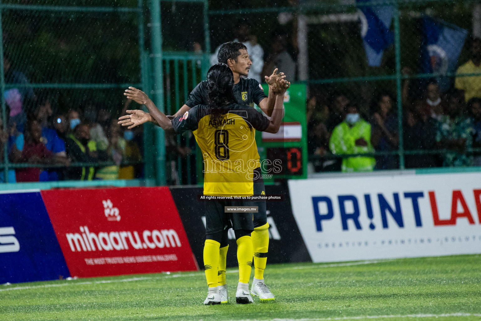 Team MPL vs Team RRC in the Quarter Finals of Club Maldives 2021 held at Hulhumale'; on 13th December 2021 Photos:Shu Abdul Sattar / images/mv