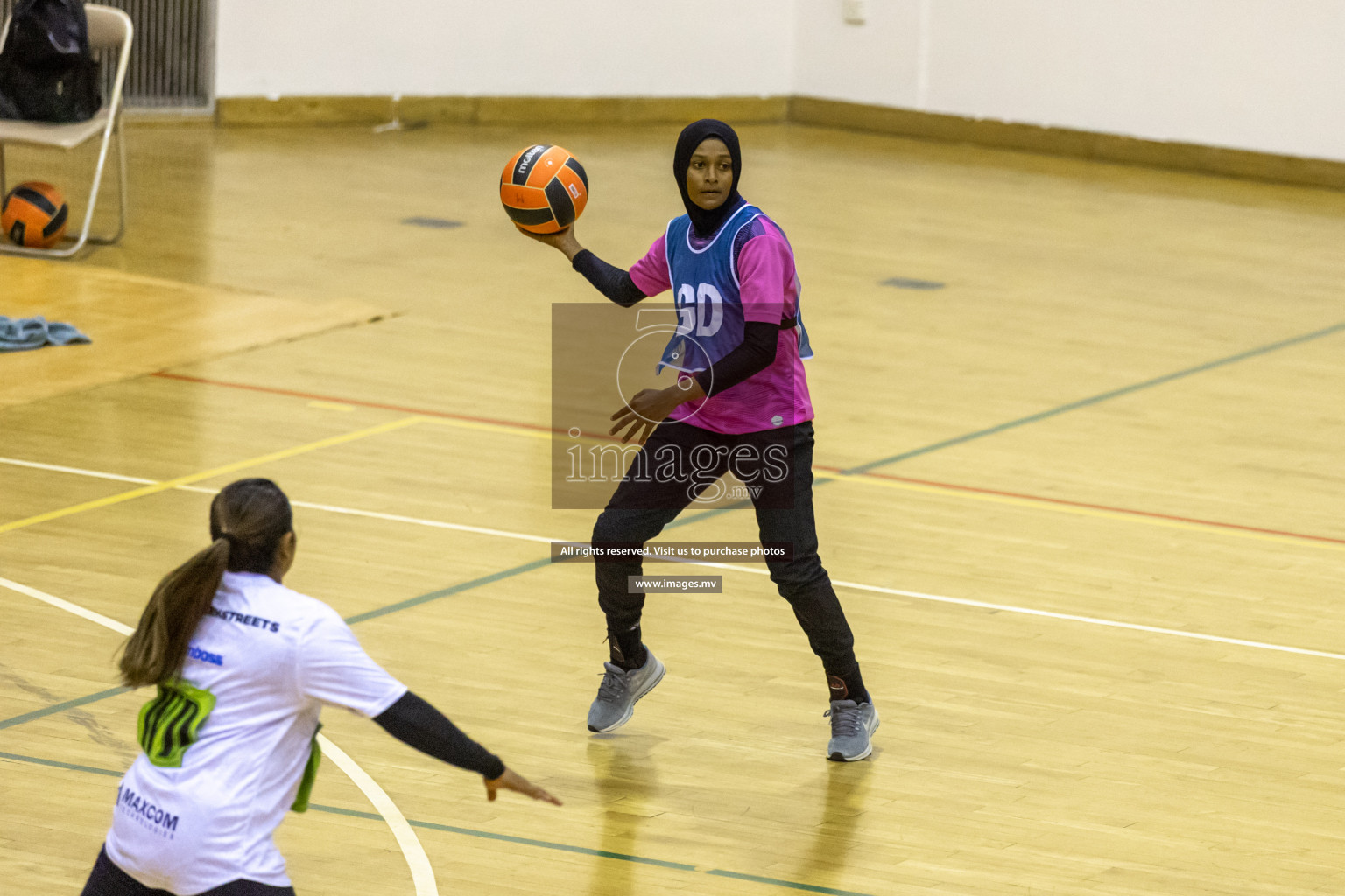 Sports Club Shining Star vs Club Green Streets in the Milo National Netball Tournament 2022 on 17 July 2022, held in Social Center, Male', Maldives. Photographer: Hassan Simah / Images.mv