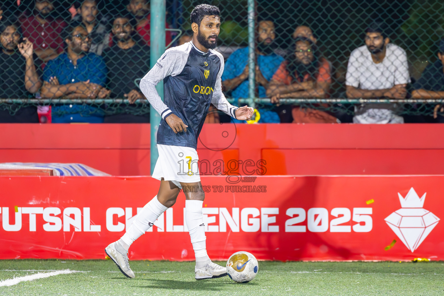 Hulhumale vs Villimale in Zone Round on Day 31 of Golden Futsal Challenge 2025 was held on Tuesday, 4th February 2025, in Hulhumale', Maldives.
Photos: Ismail Thoriq / images.mv
