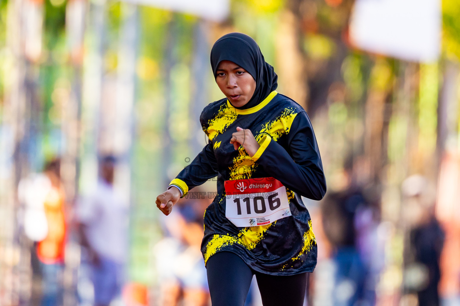 Day 1 of Inter-school Athletics Championship 2025 held in Ekuveni Synthetic Track, Male', Maldives on Monday, 06th October 2025. Photos by: Nausham Waheed / Images.mv