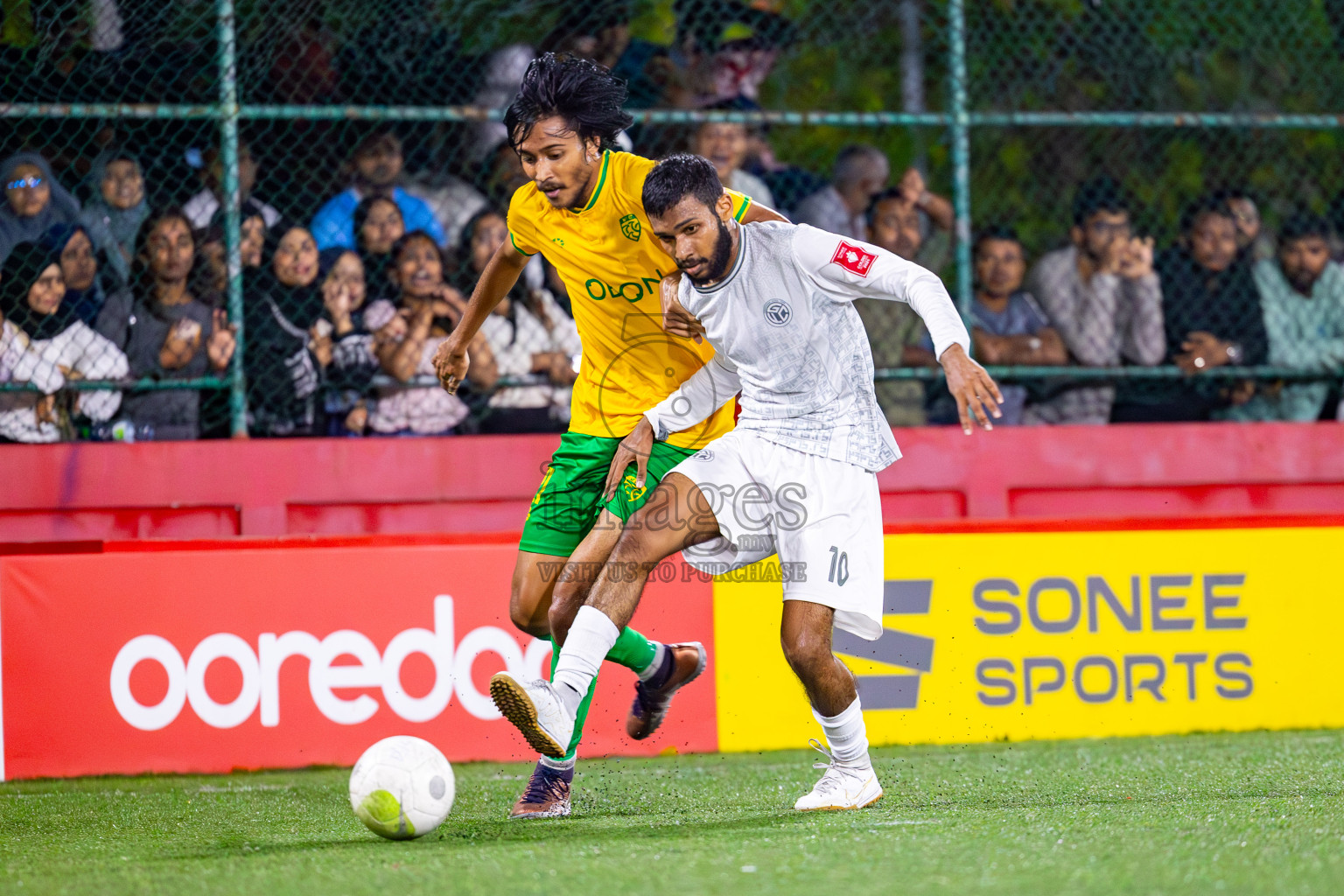 GA Gemanafushi vs GDh Vaadhoo on Day 35 of Golden Futsal Challenge 2024 was held on Tuesday, 20th February 2024, in Hulhumale', Maldives
Photos: Mohamed Mahfooz Moosa, / images.mv