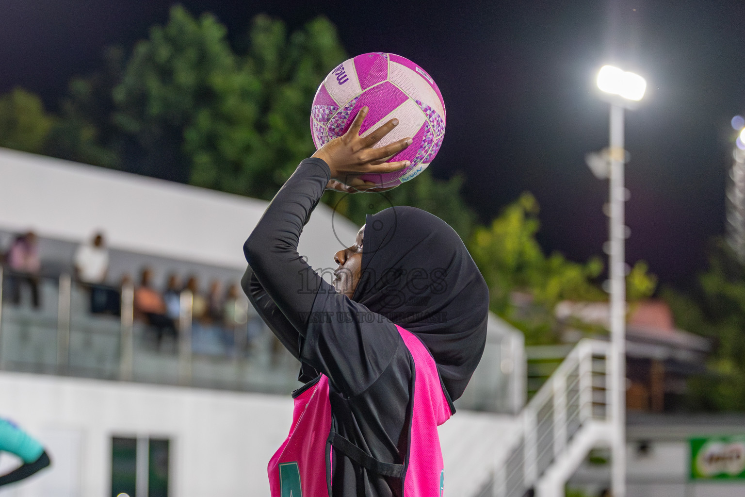 MV Netters vs United Unity Sports Club in Division 2 of of National Netball Tournament 2025 held in Ekuveni Netball Court at Male', Maldives on Thursday, 22nd May 2025. Photos: Mohamed Mahfooz Moosa / images.mv
