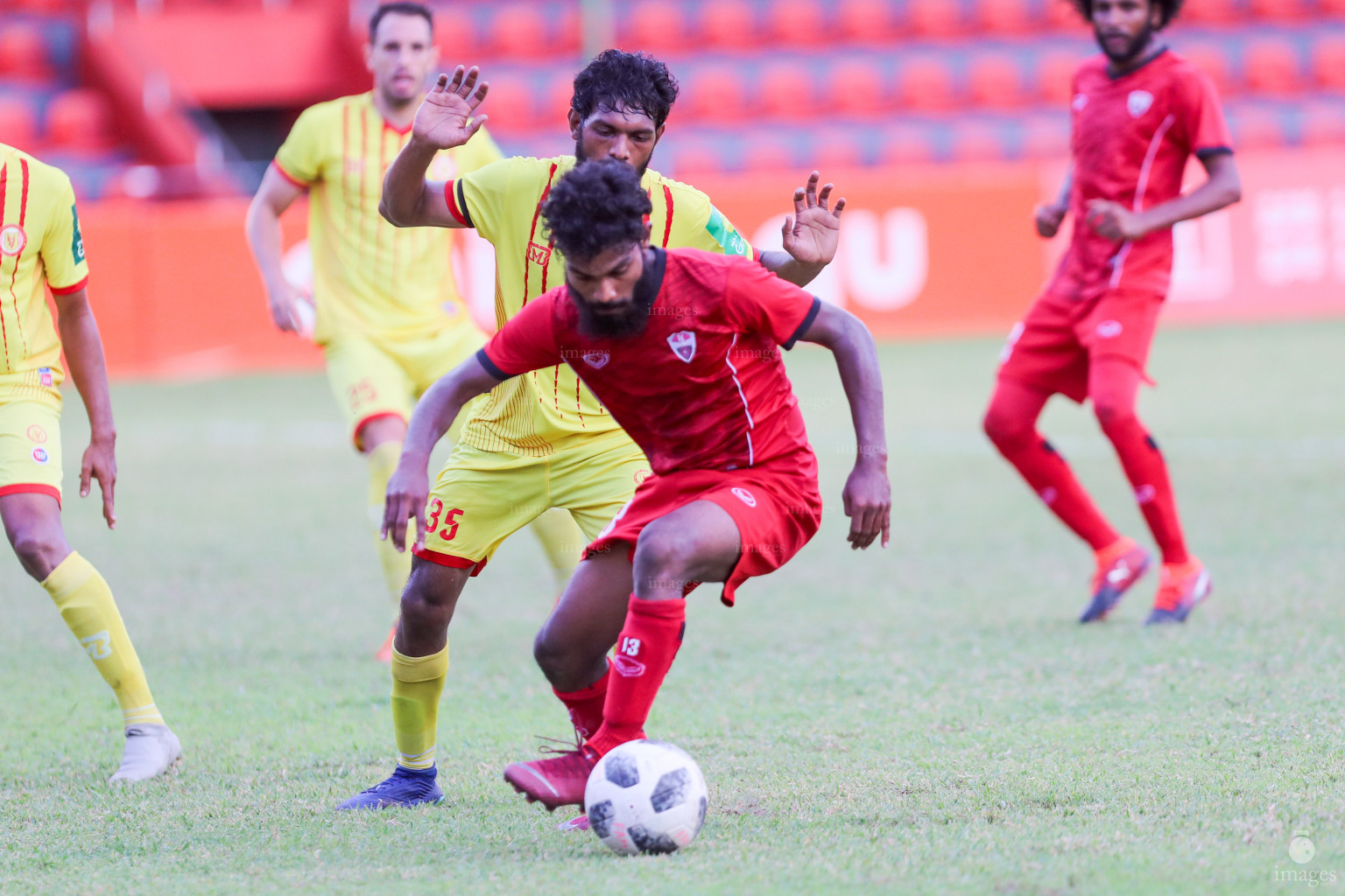 TC Sports Club vs Victory Sports Club in Dhiraagu Dhivehi Premier League 2018 in Male, Maldives, Monday  October 22, 2018. (Images.mv Photo/Suadh Abdul Sattar)