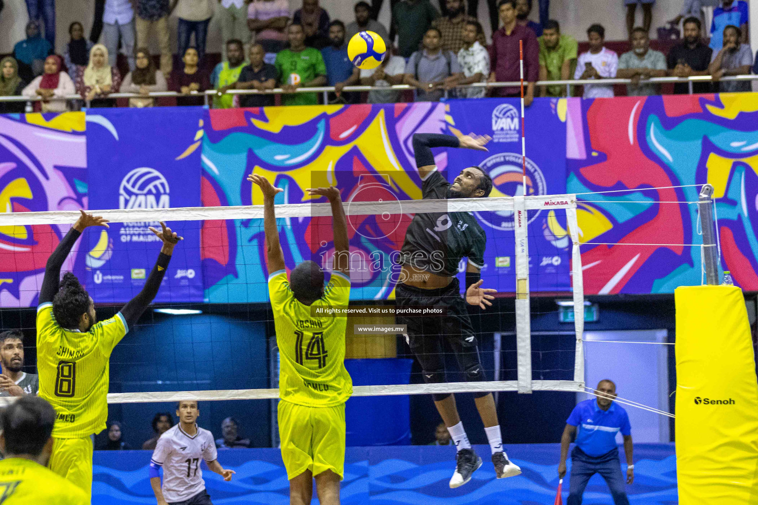 Final of Inter Company-Office Volleyball Tournament 2023 was held in Social Center, Male', Maldives on Saturday, 20th May 2023.  Photos: Ismail Thoriq / images.mv