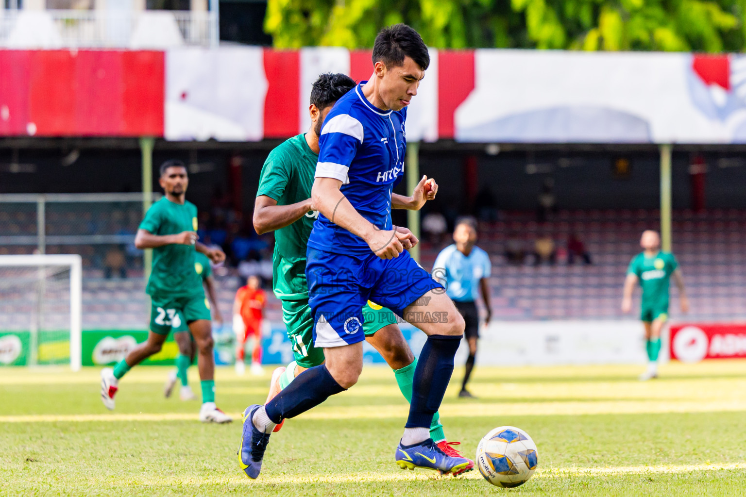 Maziya SRC vs Newradiant Sports Club in the FAM League Cup 2025 held at National Football Stadium, Male', Maldives on Monday, 5th May 2025. Photos By: Nausham Waheed / images.mv