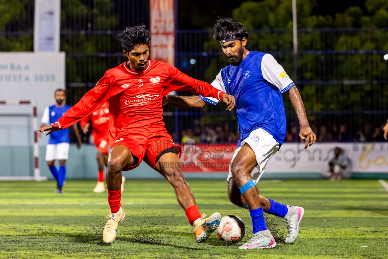 Goidhoo vs Hithaadhoo in Semi Finals of Better in Baa Futsal Fiesta 2025 Men's division held in B. Eydhafushi, Maldives on Saturday, 15th November 2025. Photos: Nausham Waheed / images.mv
