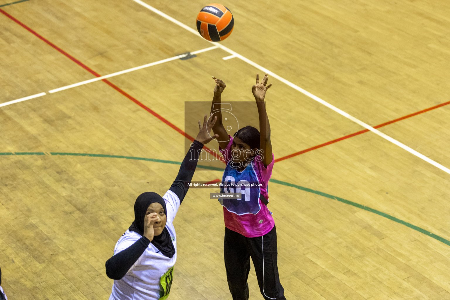 Sports Club Shining Star vs Club Green Streets in the Milo National Netball Tournament 2022 on 17 July 2022, held in Social Center, Male', Maldives. Photographer: Hassan Simah / Images.mv