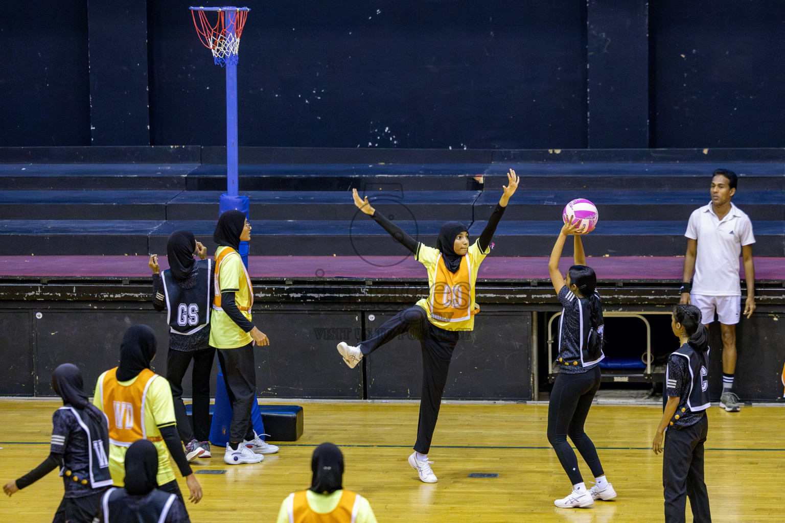 Kulhudhuffushi Youth & Recreation Club vs SC Shining Star in Division 1 of National Netball Tournament 2025 held in Social Center at Male', Maldives on Sunday, 25th May 2025. Photos: Hassan Simah / images.mv