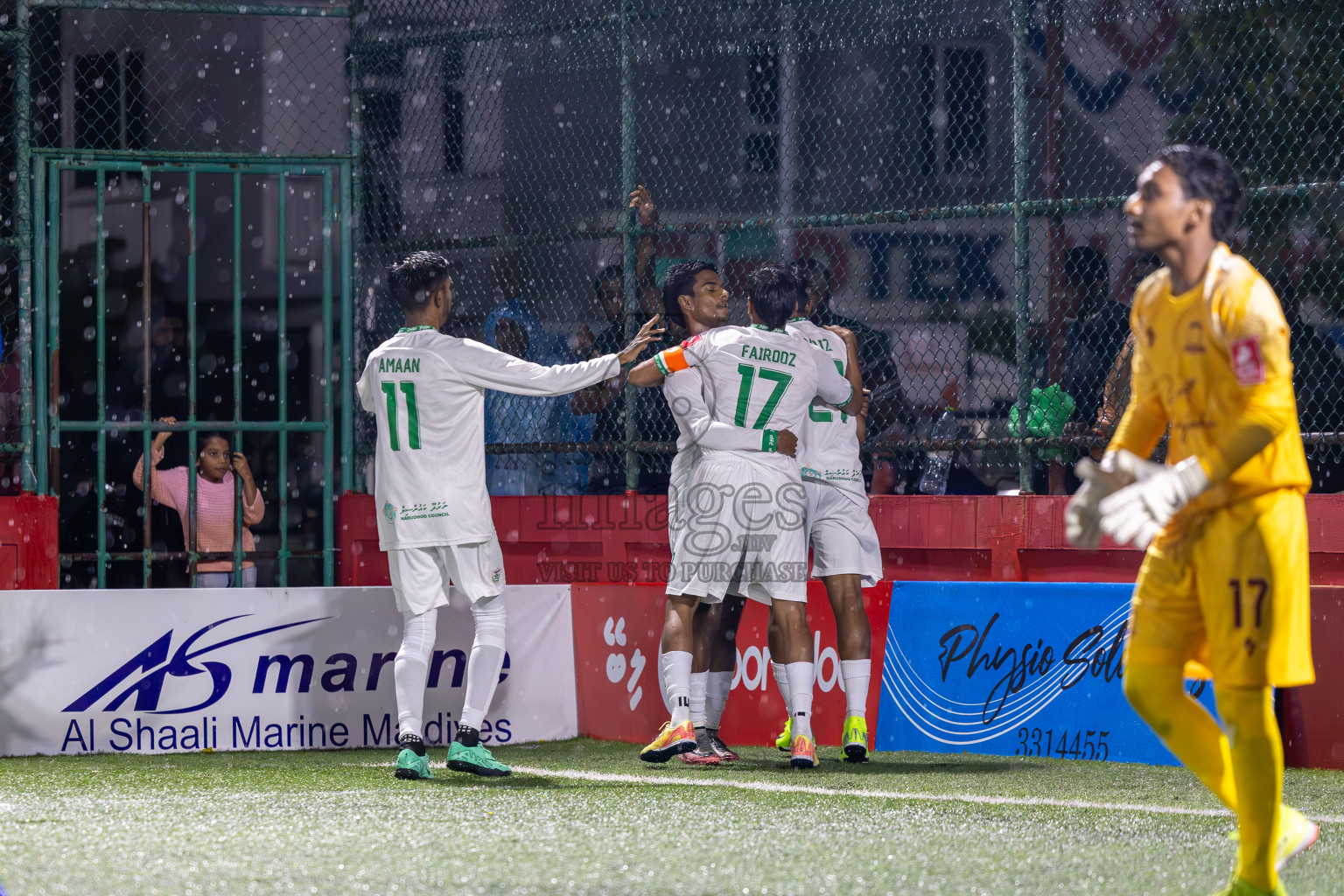 Sh Bileffahi vs Sh Narudhoo in Day 6 of Golden Futsal Challenge 2025 on Friday, 6th January 2025, in Hulhumale', Maldives
Photos: Ismail Thoriq / images.mv