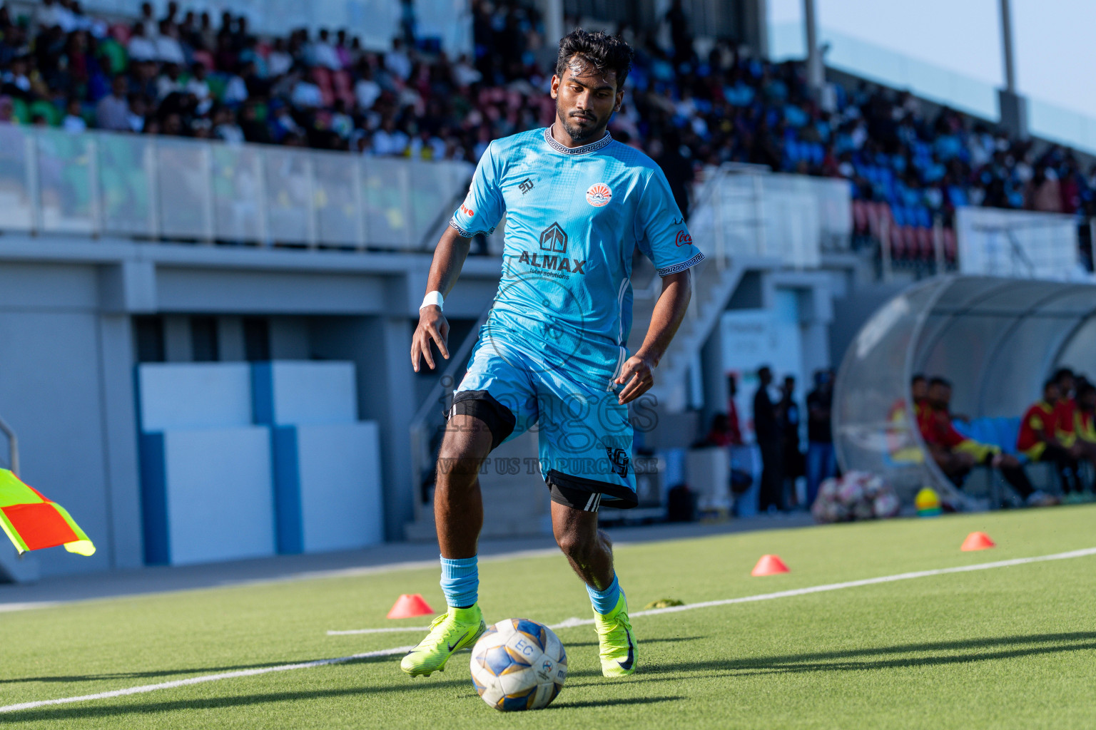 Final Match Irumathi Sports VS Velaa Sports Club in Day 9 of Eydhafushi Cup 2025 held in Eydhafushi Football Stadium at B. Eydhafushi, Maldives on Monday, 15th September 2025. Photos: Arif Rasheed / images.mv