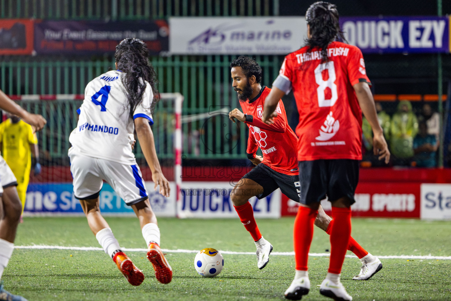 Th Thimarafushi VS Th Veymandoo in Atoll Round Semi-Final on Day 22 of Golden Futsal Challenge 2025 was held on Sunday , 26th January 2025, in Hulhumale', Maldives. Photos: Nausham Waheed / images.mv